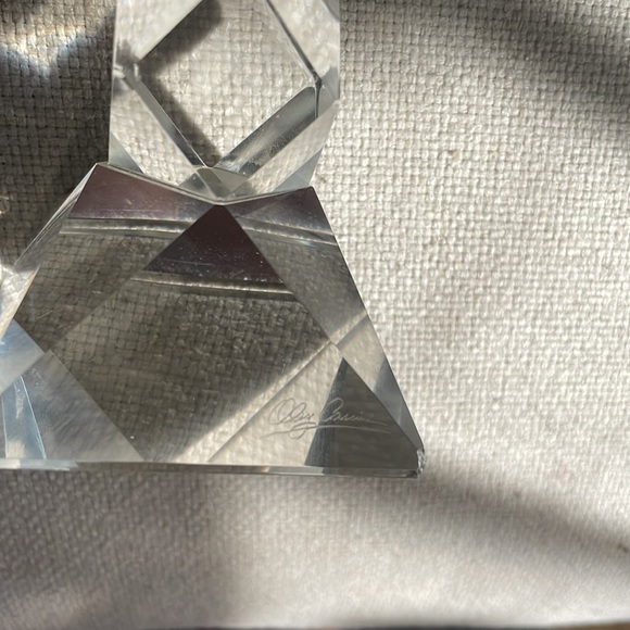 Signed “Oleg Cassini” Twisted Set of Crystal Candle Holders - Picture 3 of 9